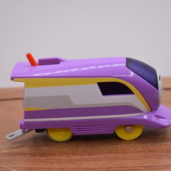 Kana Purple Battery Operated Motorized Trackmaster Thomas & Friends Railway 2021 - Picture 4 of 6